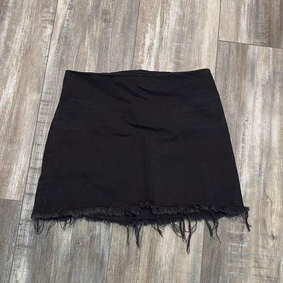 Alexander Wang Black Distressed High Rise Denim Mini Skirt size 29 - Picture 3 of 6